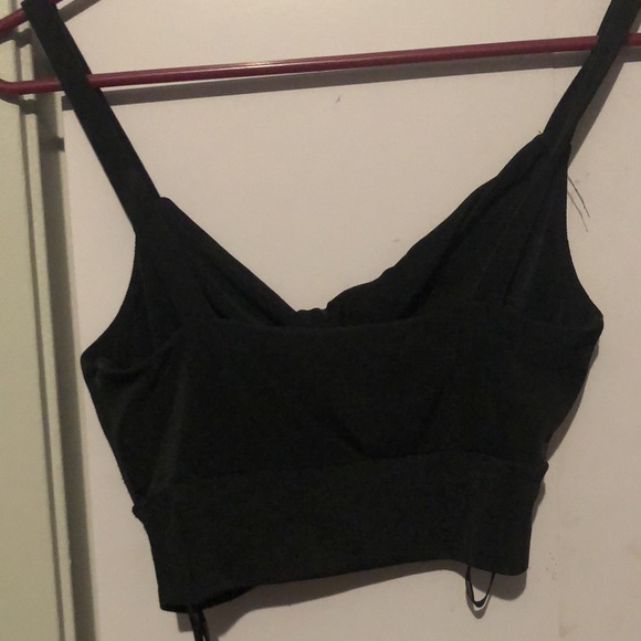 Size small forever 21 crop top - Picture 2 of 4